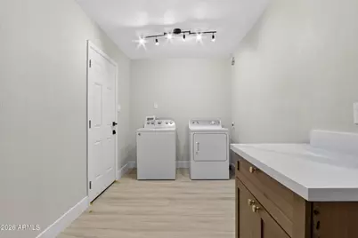 314 E Glade Avenue, Mesa, AZ 85210 - Photo 27