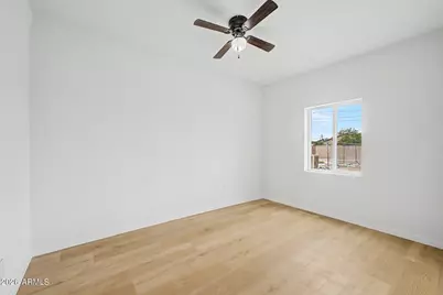 343 W Lincoln Avenue, Coolidge, AZ 85128 - Photo 9