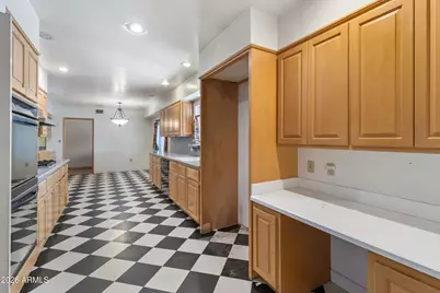 4140 E San Miguel Avenue, Phoenix, AZ 85018 - Photo 23