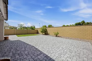 2144 E Flamingo Way E, Gilbert, AZ 85297 - Photo 41