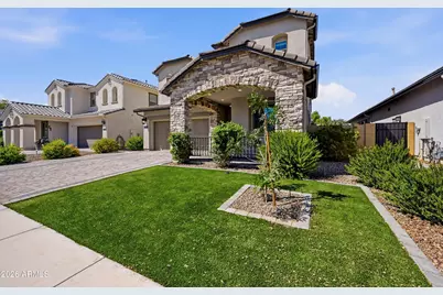 2144 E Flamingo Way E, Gilbert, AZ 85297 - Photo 3