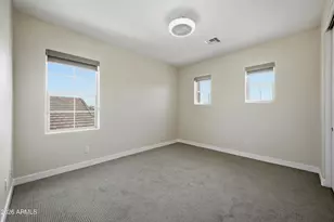 2144 E Flamingo Way E, Gilbert, AZ 85297 - Photo 25