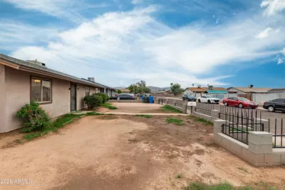5001 S 19th Drive, Phoenix, AZ 85041 - Photo 3