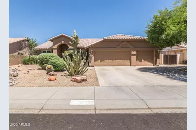13352 W Alvarado Drive, Goodyear, AZ 85395 - Photo 1