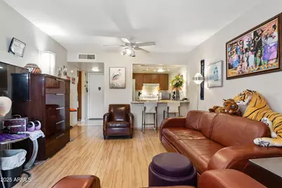 3033 E Devonshire Avenue #3003, Phoenix, AZ 85016 - Photo 9