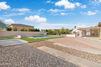 5634 N 82nd Avenue, Glendale, AZ 85303 - Photo 19