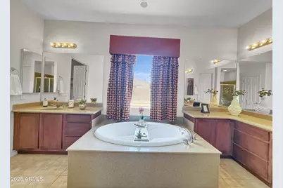 5634 N 82nd Avenue, Glendale, AZ 85303 - Photo 11