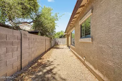 5201 W Shaw Butte Drive, Glendale, AZ 85304 - Photo 33