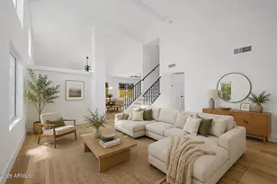 1944 E Fellars Dr, Phoenix, AZ 85022 - Photo 5