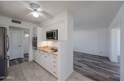 12411 N Augusta Drive, Sun City, AZ 85351 - Photo 9