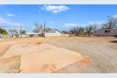203 N Canyon Drive, Sierra Vista, AZ 85635 - Photo 23