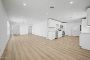 1926 W San Miguel Ave, Phoenix, AZ 85015 - Photo 13
