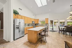 1934 E Everett Dr, Phoenix, AZ 85022 - Photo 13