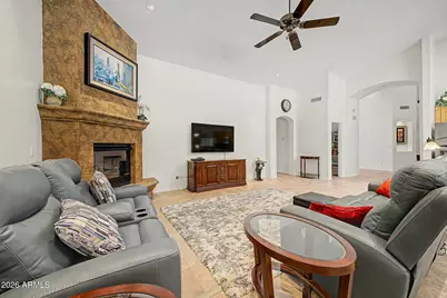 1934 E Everett Drive, Phoenix, AZ 85022 - Photo 11