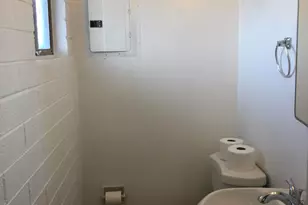 2025 S Granada Dr, Tempe, AZ 85282 - Photo 7