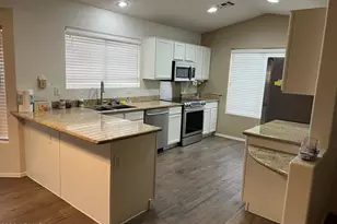2240 E Mariposa Grande, Phoenix, AZ 85024 - Photo 3
