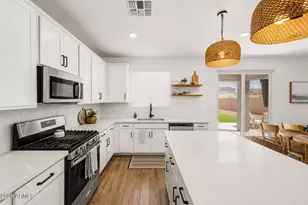 7598 W Smoketree Dr, Peoria, AZ 85383 - Photo 3