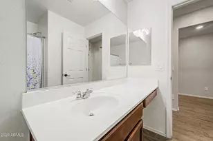 17207 W Pinnacle Vis Dr, Surprise, AZ 85387 - Photo 19