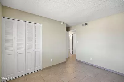 7227 W San Miguel Avenue, Glendale, AZ 85303 - Photo 15