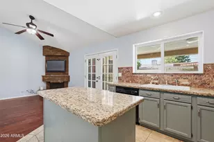 5654 W Mountain View Rd, Glendale, AZ 85302 - Photo 13
