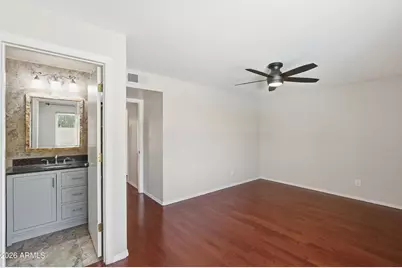 5654 W Mountain View Road, Glendale, AZ 85302 - Photo 17