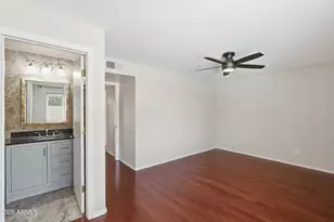 5654 W Mountain View Rd, Glendale, AZ 85302 - Photo 17