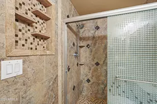 5654 W Mountain View Rd, Glendale, AZ 85302 - Photo 19