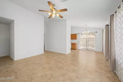 11462 W Cambridge Avenue, Avondale, AZ 85392 - Photo 5