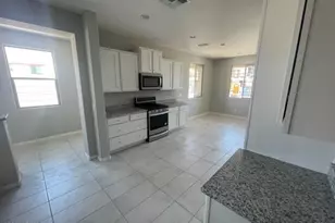 8746 W San Juan Ave, Glendale, AZ 85305 - Photo 5