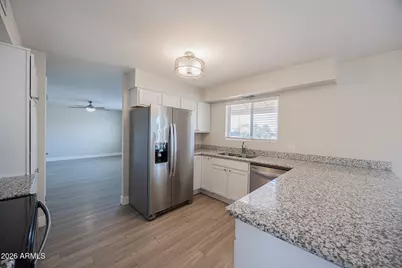 5849 S College Avenue, Tempe, AZ 85283 - Photo 13