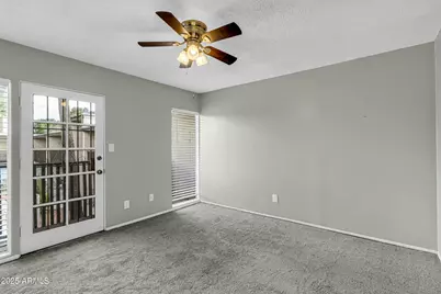 1828 W Tuckey Lane #13, Phoenix, AZ 85015 - Photo 17