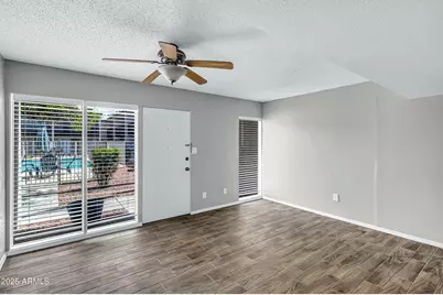 1828 W Tuckey Lane #13, Phoenix, AZ 85015 - Photo 5