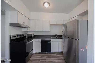 2826 E Monte Cristo Avenue #203, Phoenix, AZ 85032 - Photo 9
