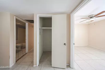 19621 N 3rd Drive, Phoenix, AZ 85027 - Photo 17