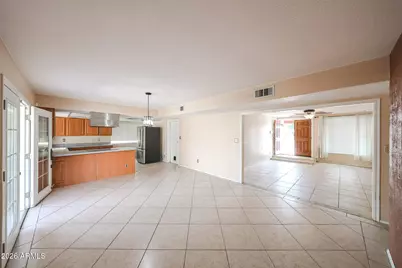 19621 N 3rd Drive, Phoenix, AZ 85027 - Photo 9