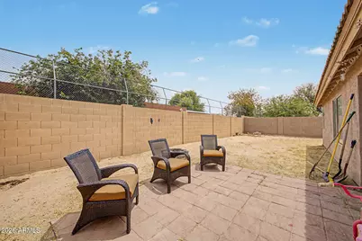 6637 S 18th Drive, Phoenix, AZ 85041 - Photo 27