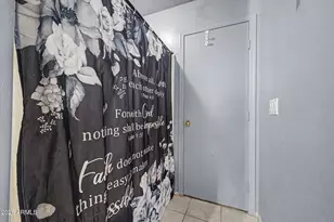 6637 S 18th Dr, Phoenix, AZ 85041 - Photo 25