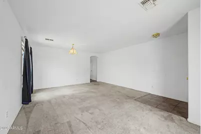 6637 S 18th Drive, Phoenix, AZ 85041 - Photo 5