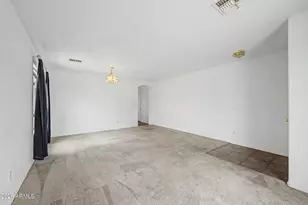 6637 S 18th Dr, Phoenix, AZ 85041 - Photo 5