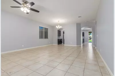 17186 W Lisbon Lane, Surprise, AZ 85388 - Photo 5