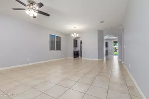 17186 W Lisbon Ln, Surprise, AZ 85388 - Photo 5