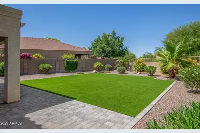 17186 W Lisbon Lane, Surprise, AZ 85388 - Photo 37