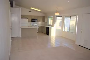 13323 E Butler St, Chandler, AZ 85225 - Photo 9