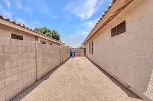2421 N 123rd Ave, Avondale, AZ 85392 - Photo 45