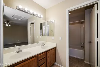 5015 S 6th Way, Phoenix, AZ 85040 - Photo 15