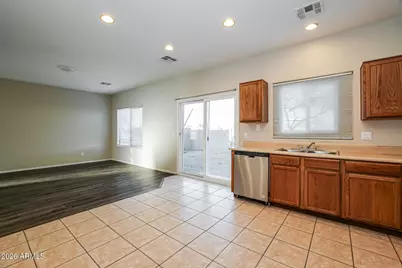 5015 S 6th Way, Phoenix, AZ 85040 - Photo 9