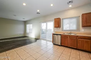 5015 S 6th Way, Phoenix, AZ 85040 - Photo 9