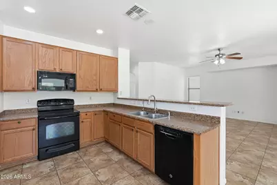 6827 N 71st Drive, Glendale, AZ 85303 - Photo 13