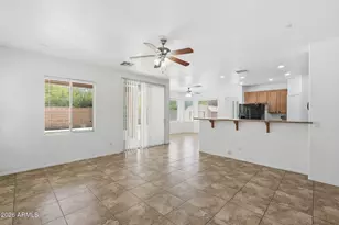 6827 N 71st Dr, Glendale, AZ 85303 - Photo 9