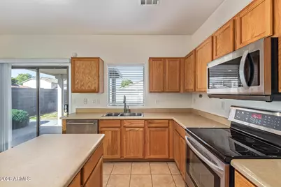 1924 E Andalusian Loop, San Tan Valley, AZ 85140 - Photo 11
